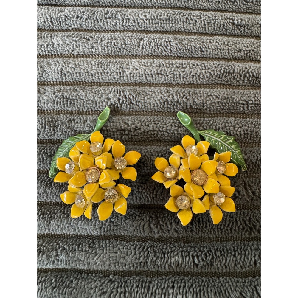 Vintage Yellow‎ Floral Flower Rhinestone Clip On Earrings Costume Jewelry